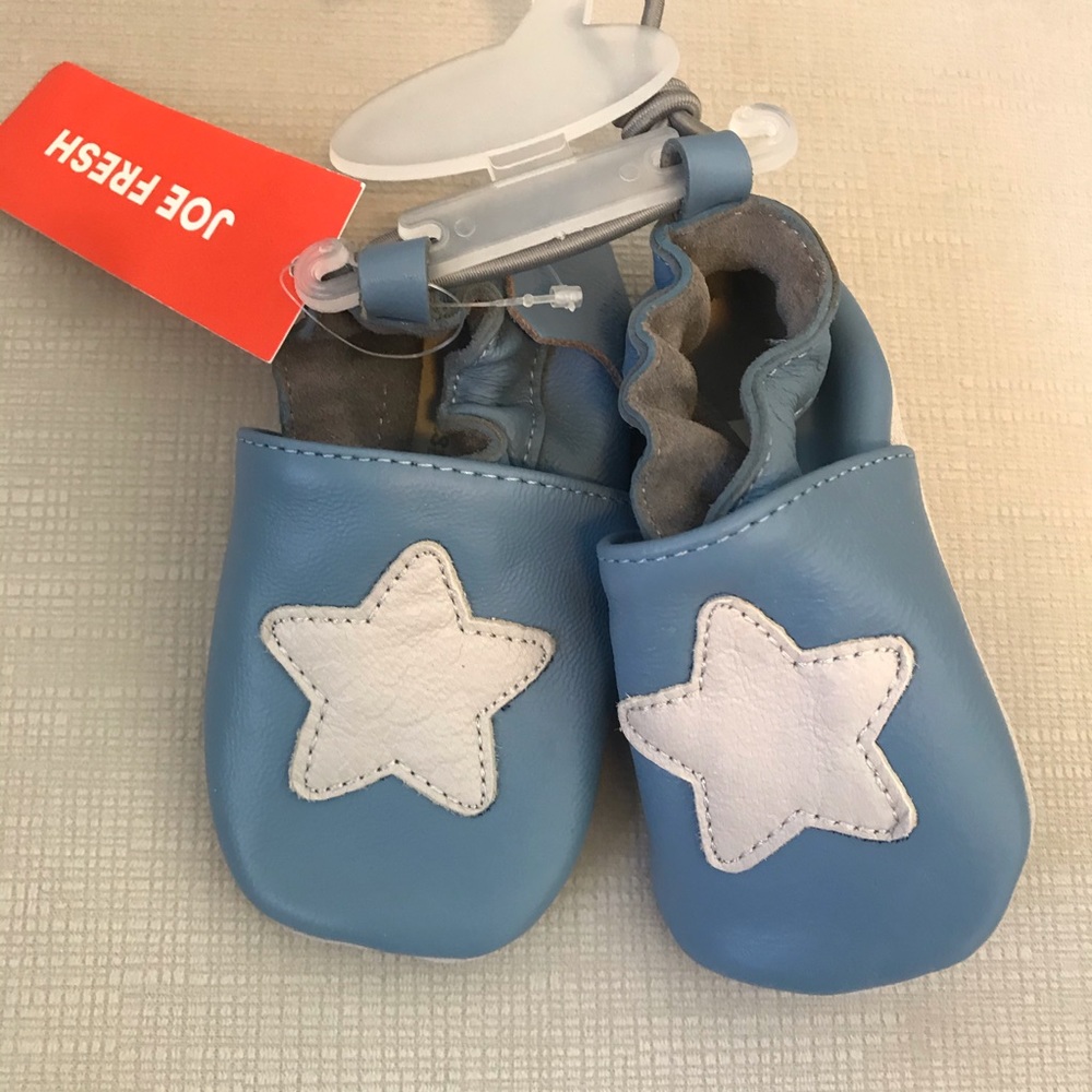 Joe Fresh Baby Slippers Size Medium (6-12 Months)